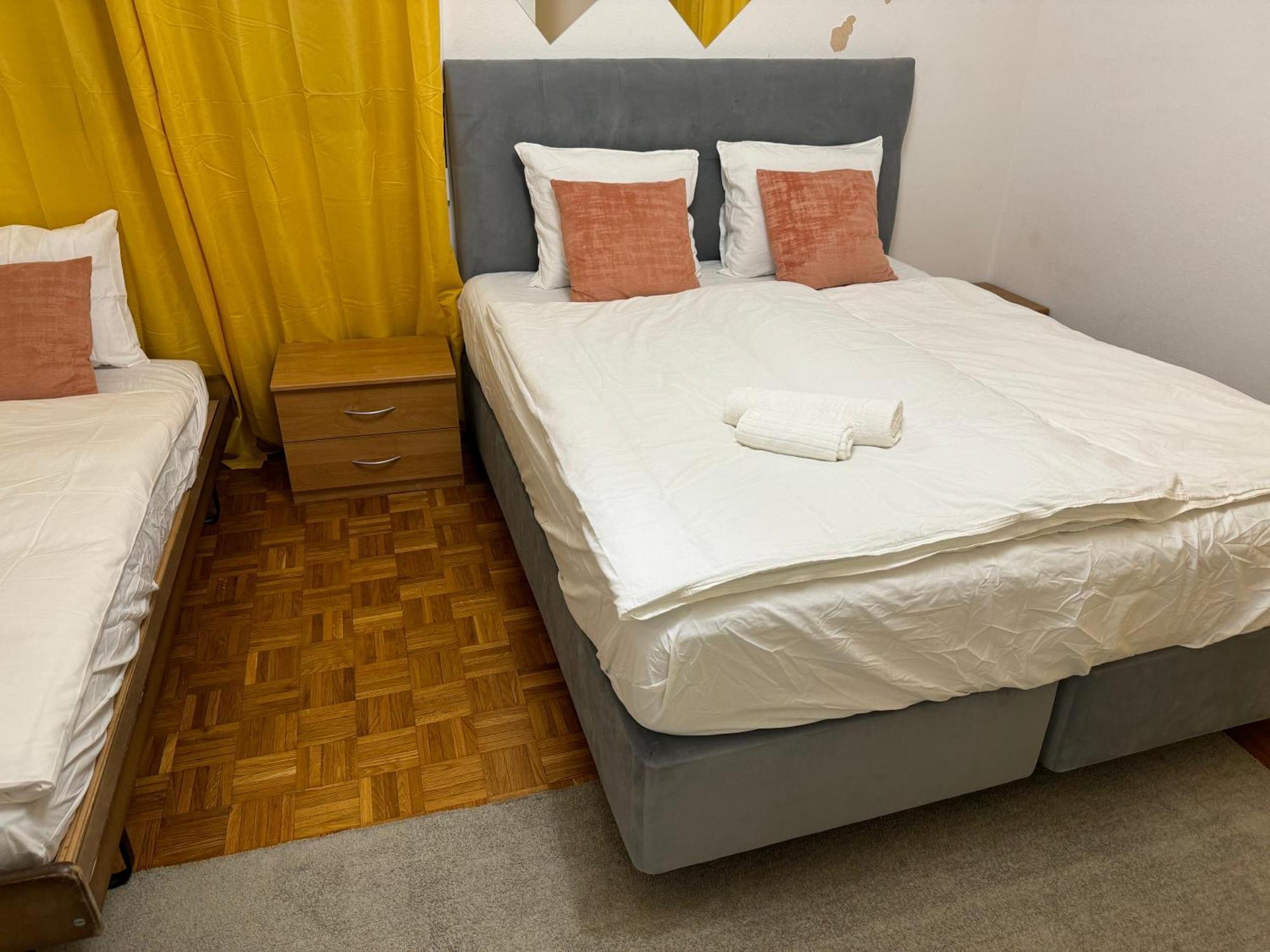 Apartahotel Confort 로잔 외부 사진
