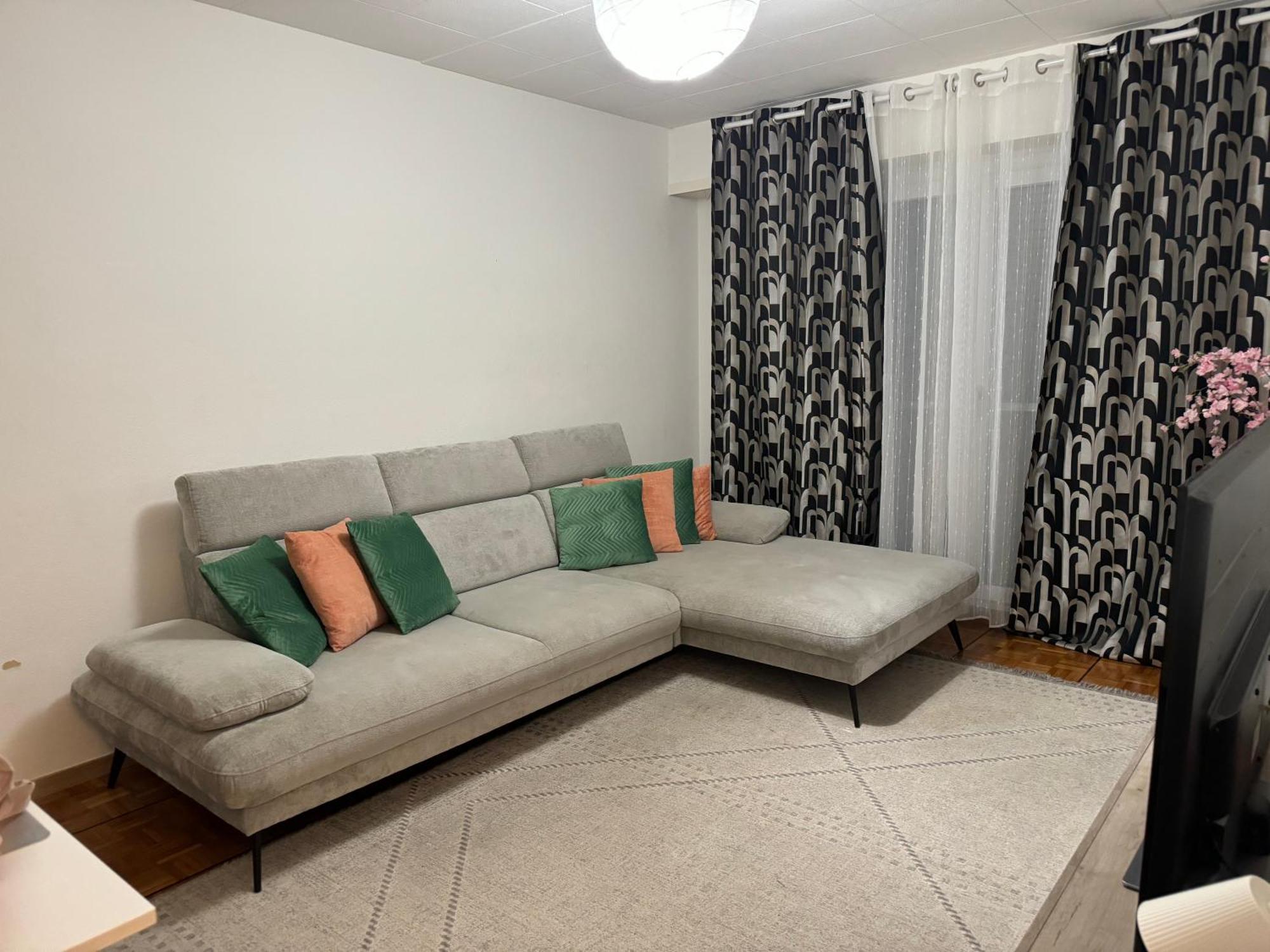 Apartahotel Confort 로잔 외부 사진